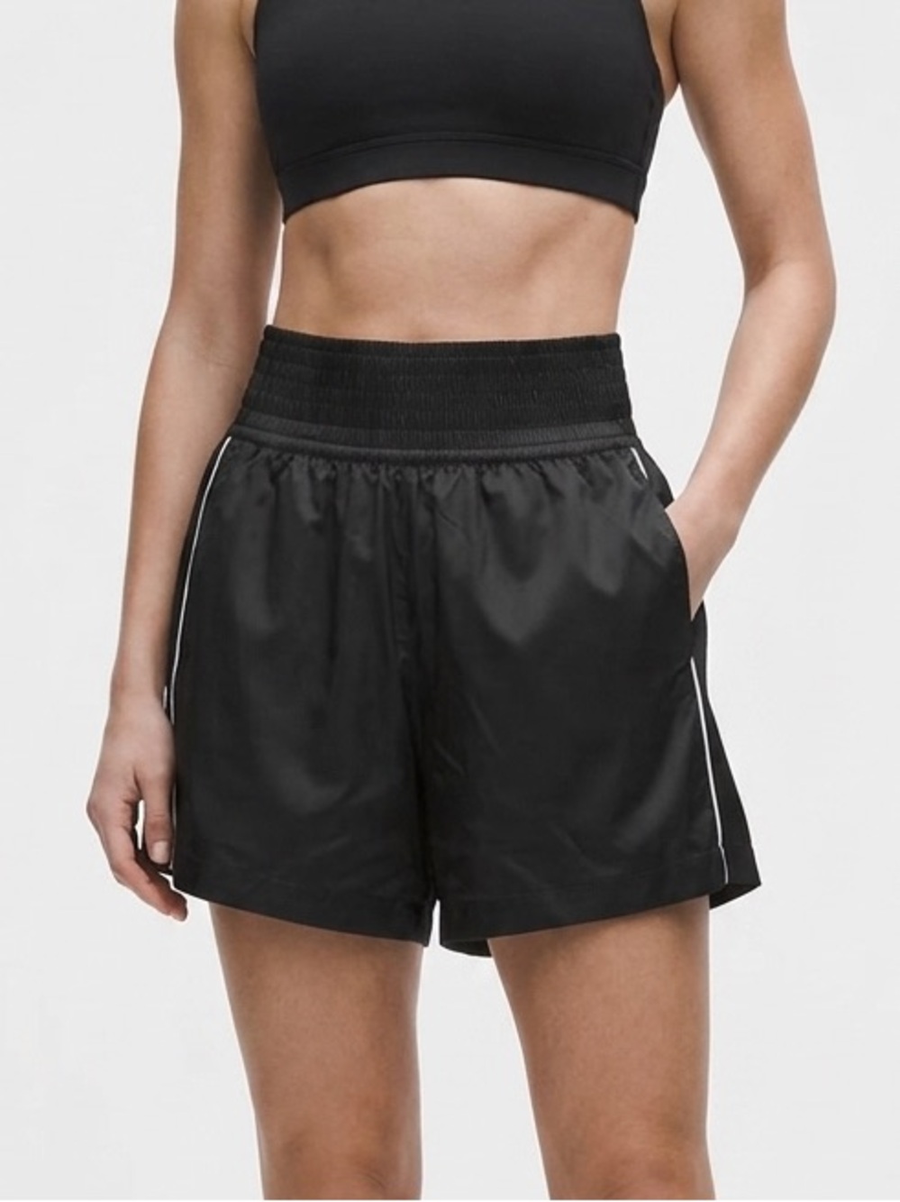 Lululemon Stretch Satin Nylon Super-High-Rise Short 5" in black Size XS